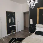 Apartamento Aurora Flowers - Two And Free Parking Near Center And Train Station *