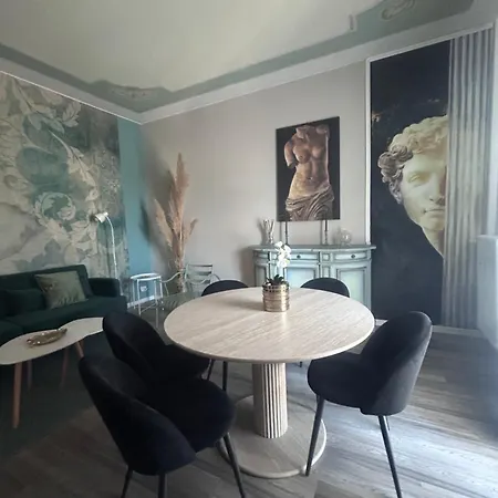 Aurora Flowers - Two And Free Parking Near Center And Train Station * Модена